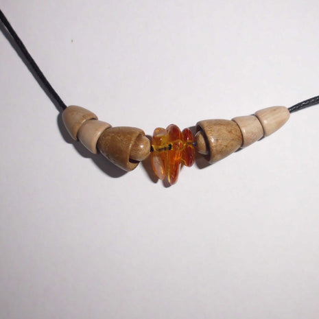 Collier aus Bernstein und Holzperlen, maritim und unikat