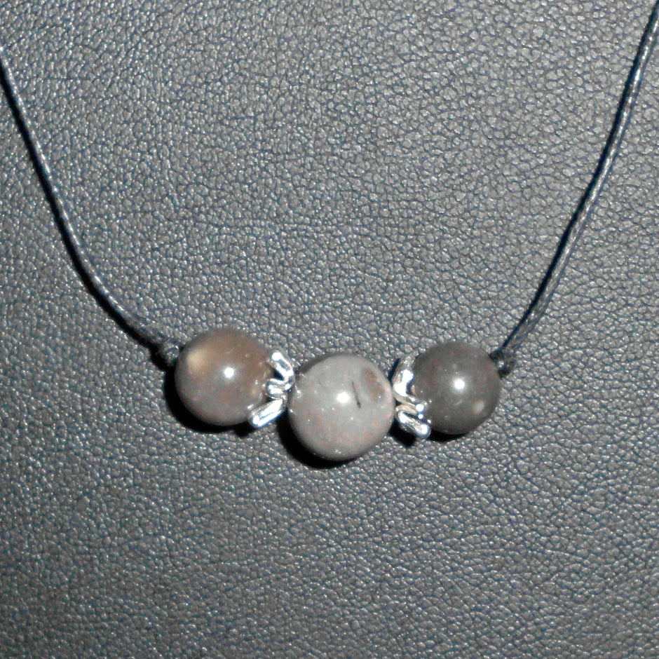 Collier mit 3 Feuersteinkugeln und 925er Silber
