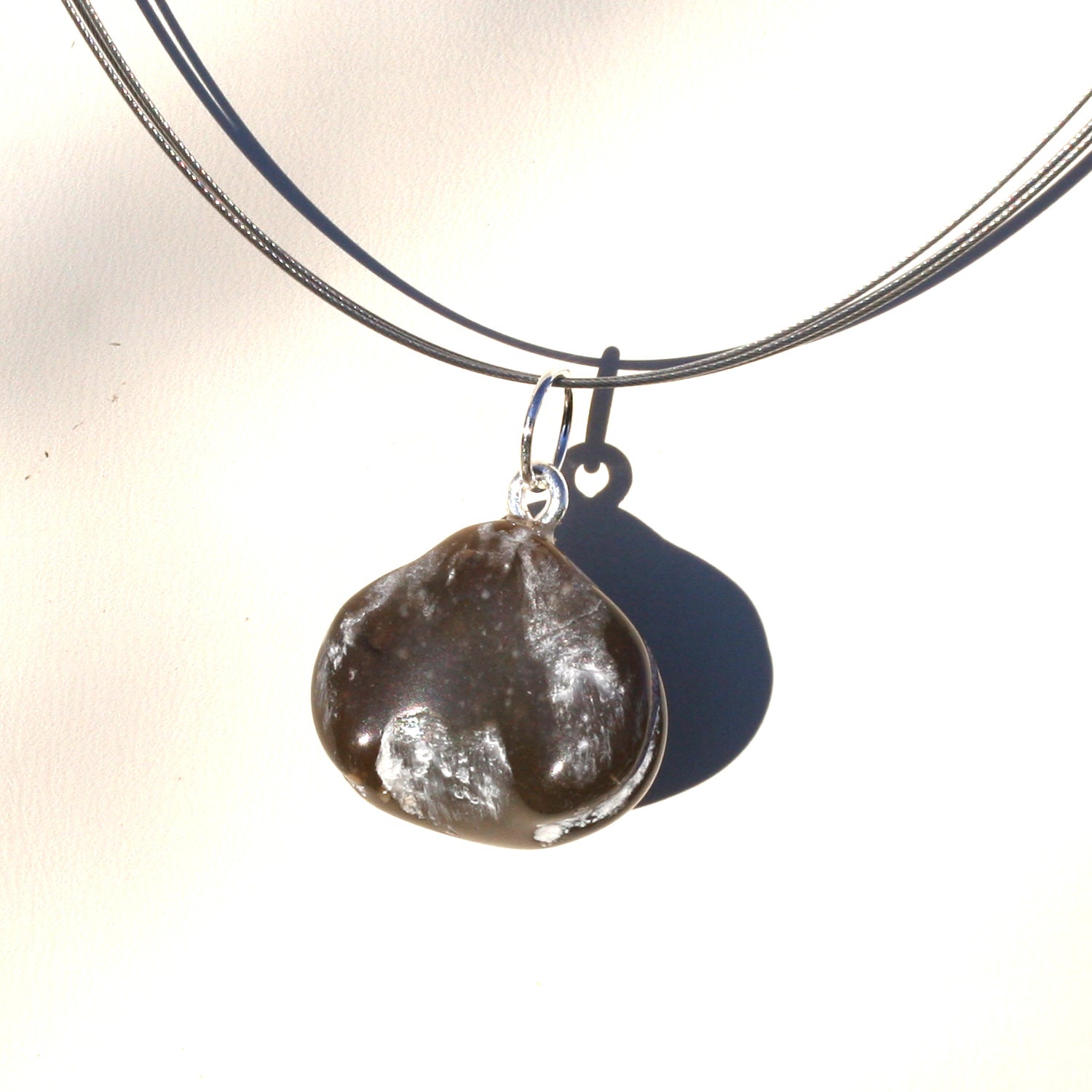 Fossil-Anhänger Brachiopode aus Feuerstein und Silber