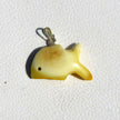 Fisch-Anhänger aus hellem Bernstein und Silber