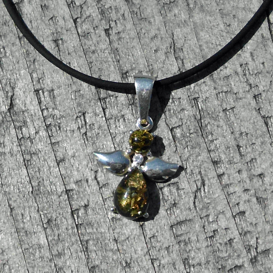 Silberanhänger mit grünem Bernstein, Unikat von Rügen