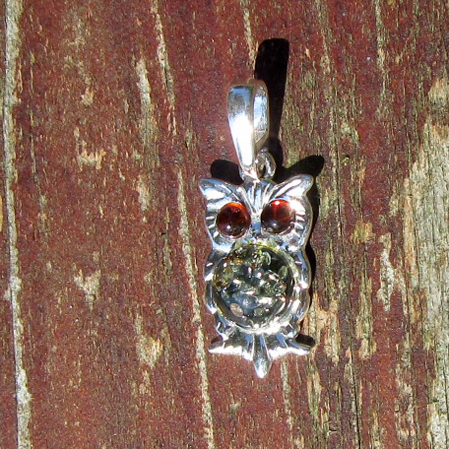 Silberanhänger Eule mit Bernstein – Unikat von Rügen