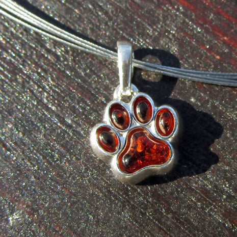 Wunderschöner Anhänger ausSilber und Bernstein als Hundepfote / Katzenpfote