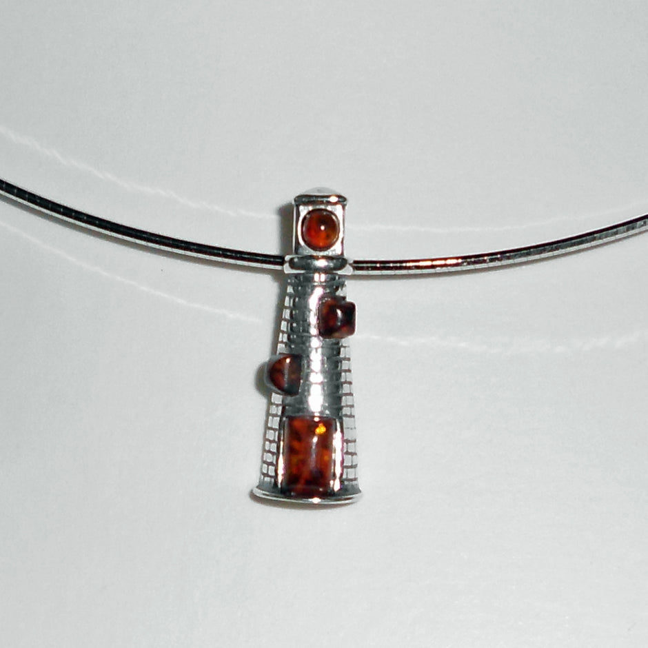 Leuchtturm-Anhänger aus Silber mit Bernstein, Unikat