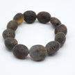 Armband Moorbernstein dunkel - zwölf ungeschliffene Perlen