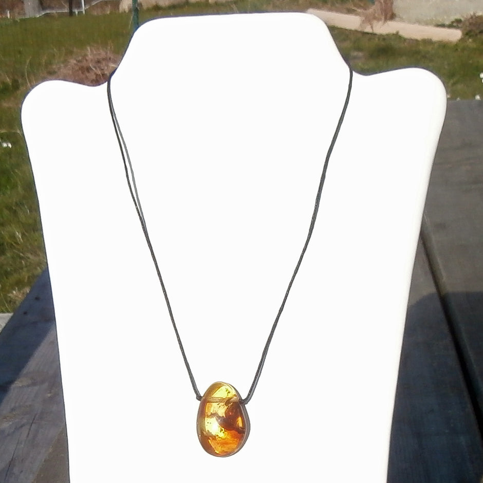 Collier aus poliertem Bernstein und Silber von Rügen