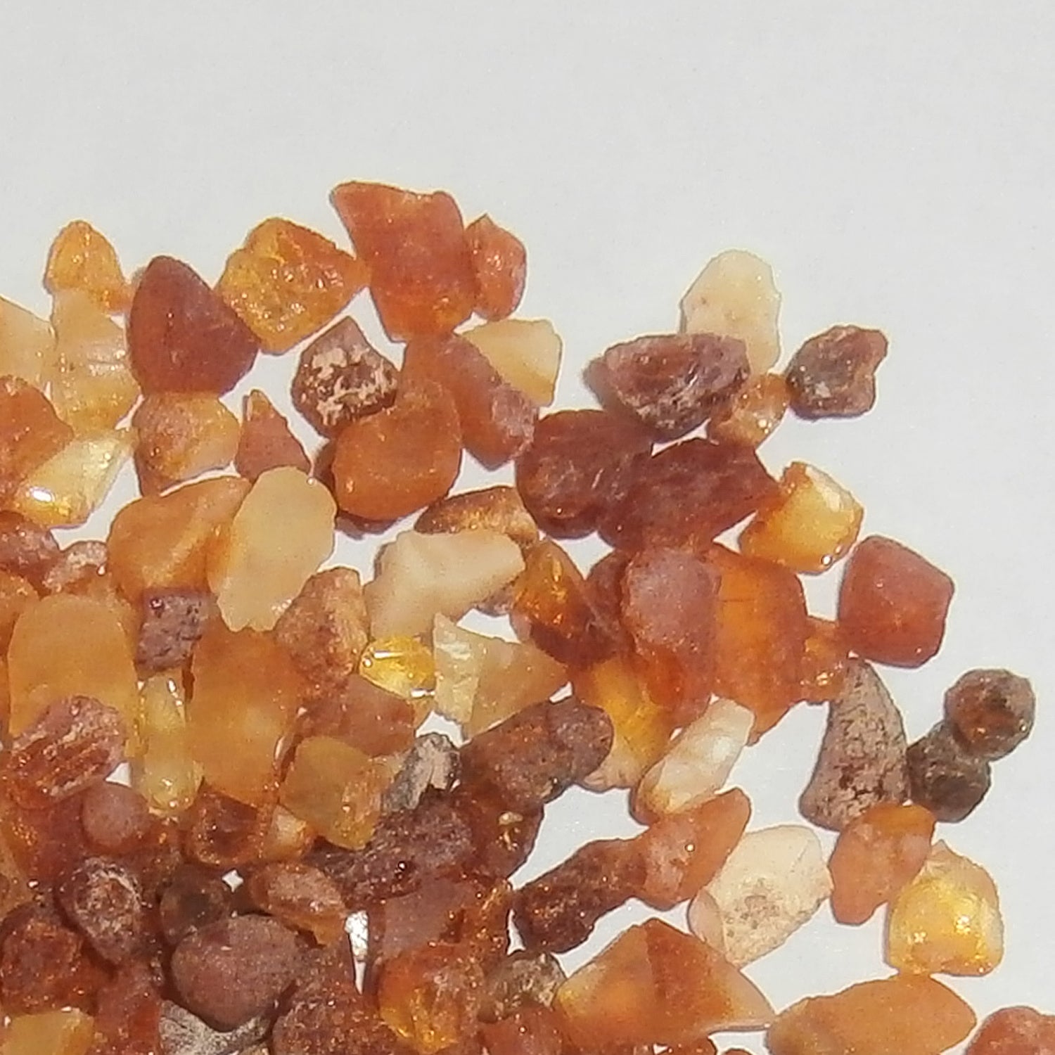 Unpolierte Bernsteine von der Ostsee-Insel, 10 Gramm