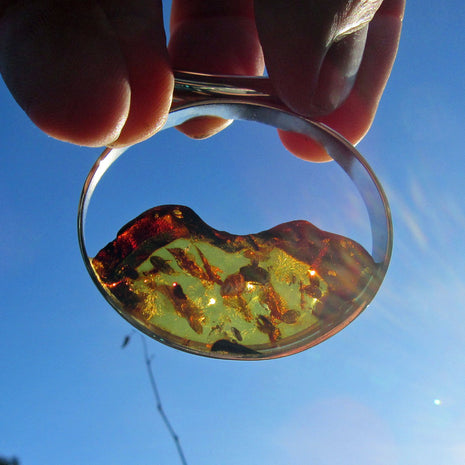 Ovaler Bernsteinanhänger aus Silber, Unikat