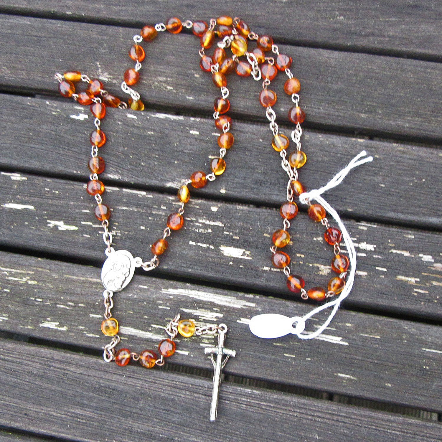 Rosenkranz aus kognacfarbenem Bernstein, 65 cm