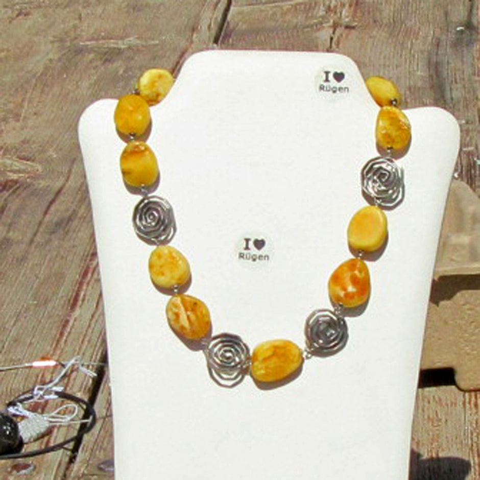 Designerstück - Bernsteinkette mit Silberspiralen