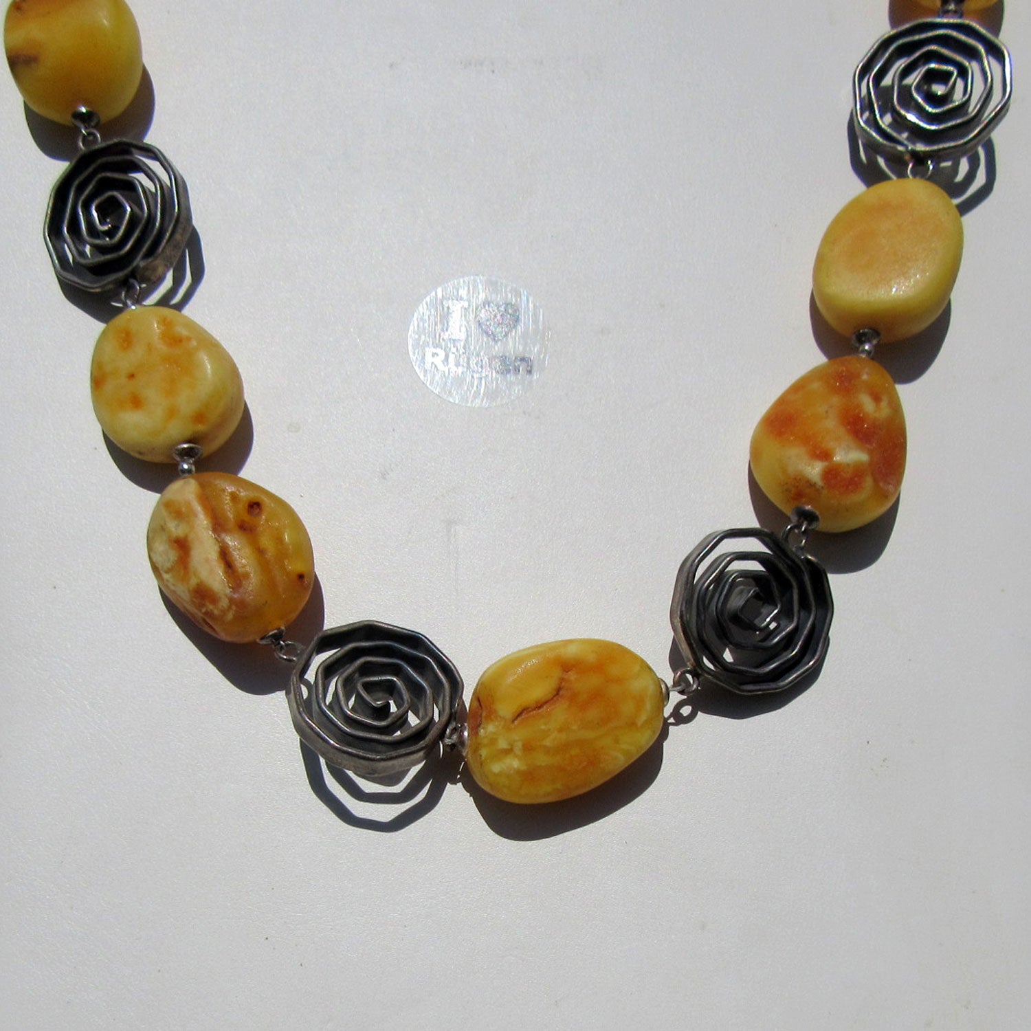 Designerstück - Bernsteinkette mit Silberspiralen