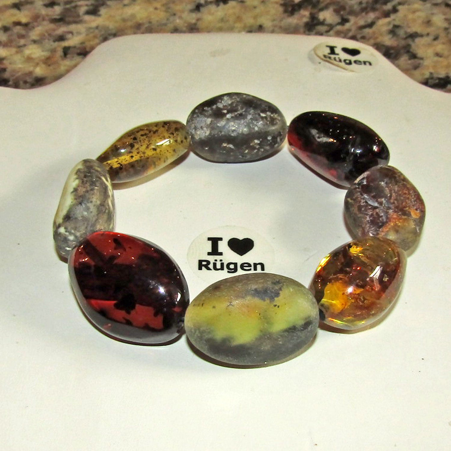 Massives Bernsteinarmband aus 8 edlen Polierteilen