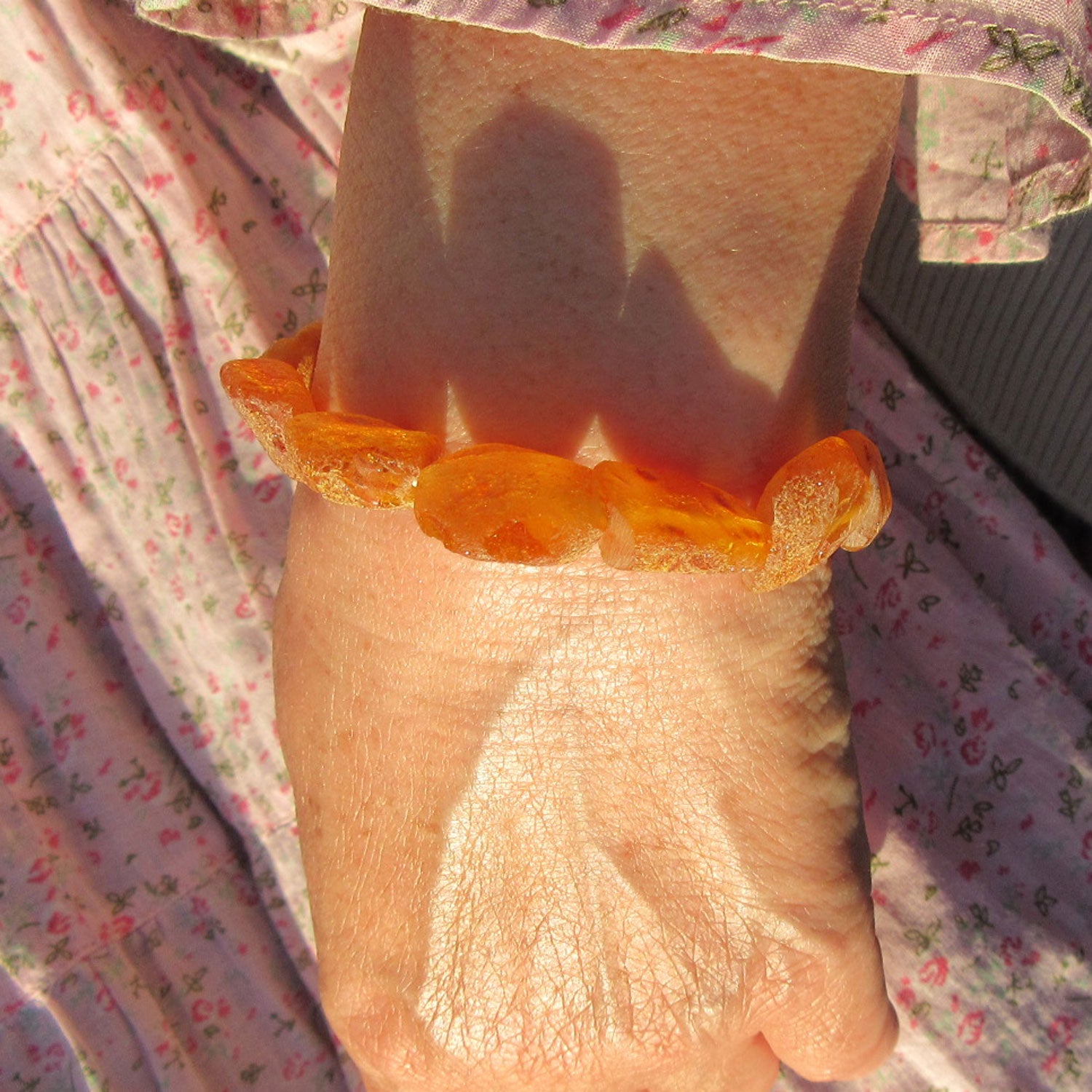 Einzelstück Bernsteinarmband aus unpolierten Steinen