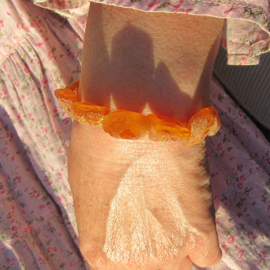 Einzelstück Bernsteinarmband aus unpolierten Steinen