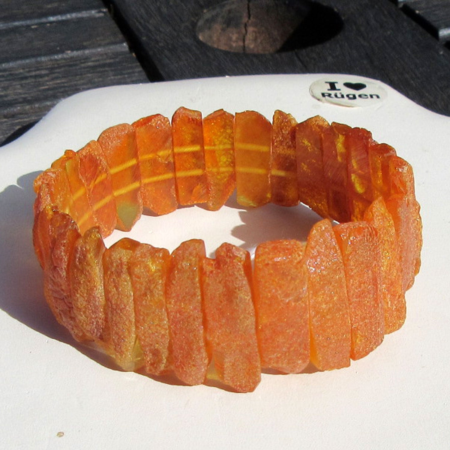 Rustikales Bernsteinarmband aus unpolierten Bernsteinen