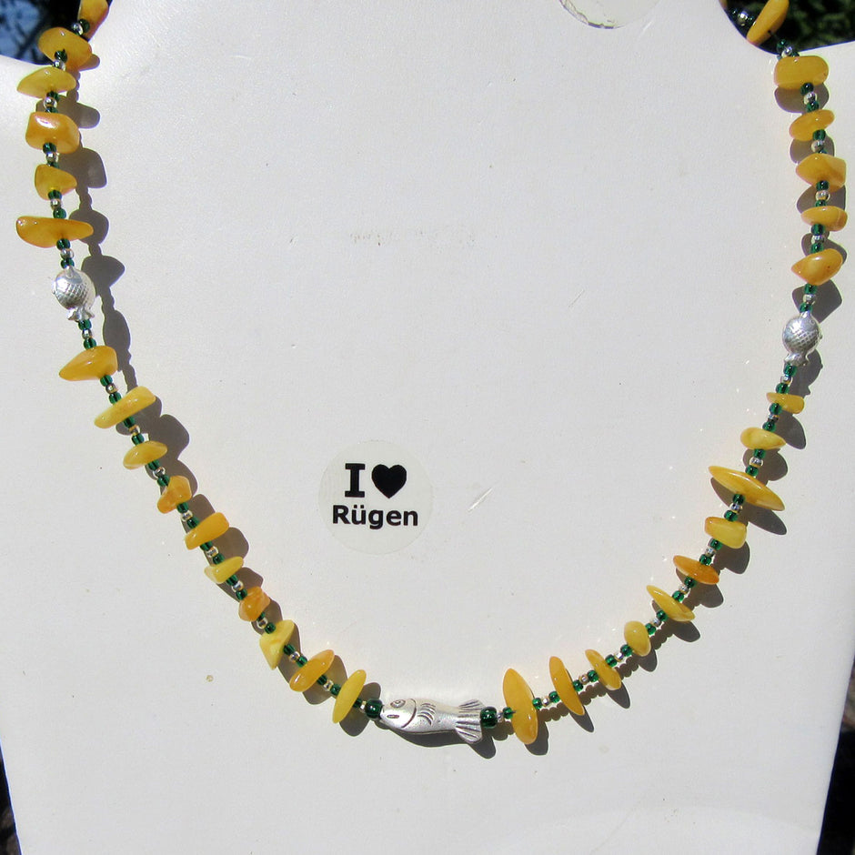 Einzigartige Kette aus Bernstein und Silberfischen