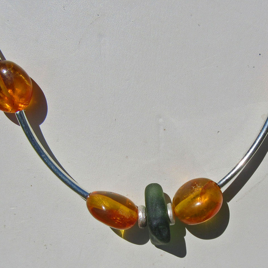 Edles Collier aus Bernstein und Silber, Unikat