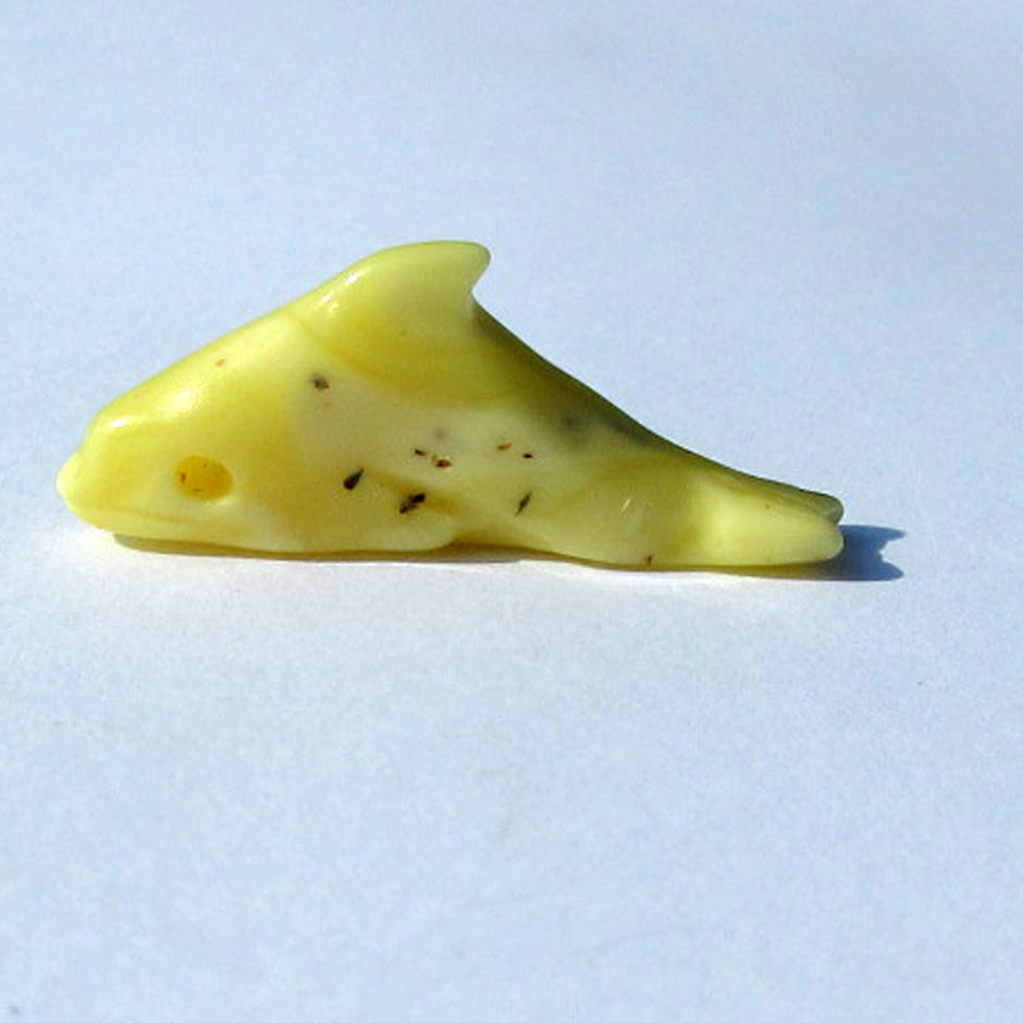 Delphin aus honigfarbenem Bernstein - Unikat von Rügen