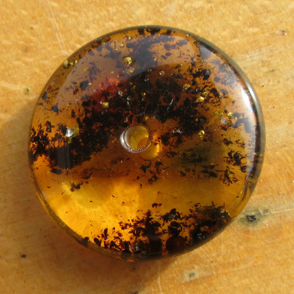 Transparenter Bernsteindonut – Natürliches Unikat von Rügen