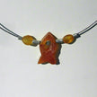 Collier mit Fisch aus unpoliertem Bernstein und Silber
