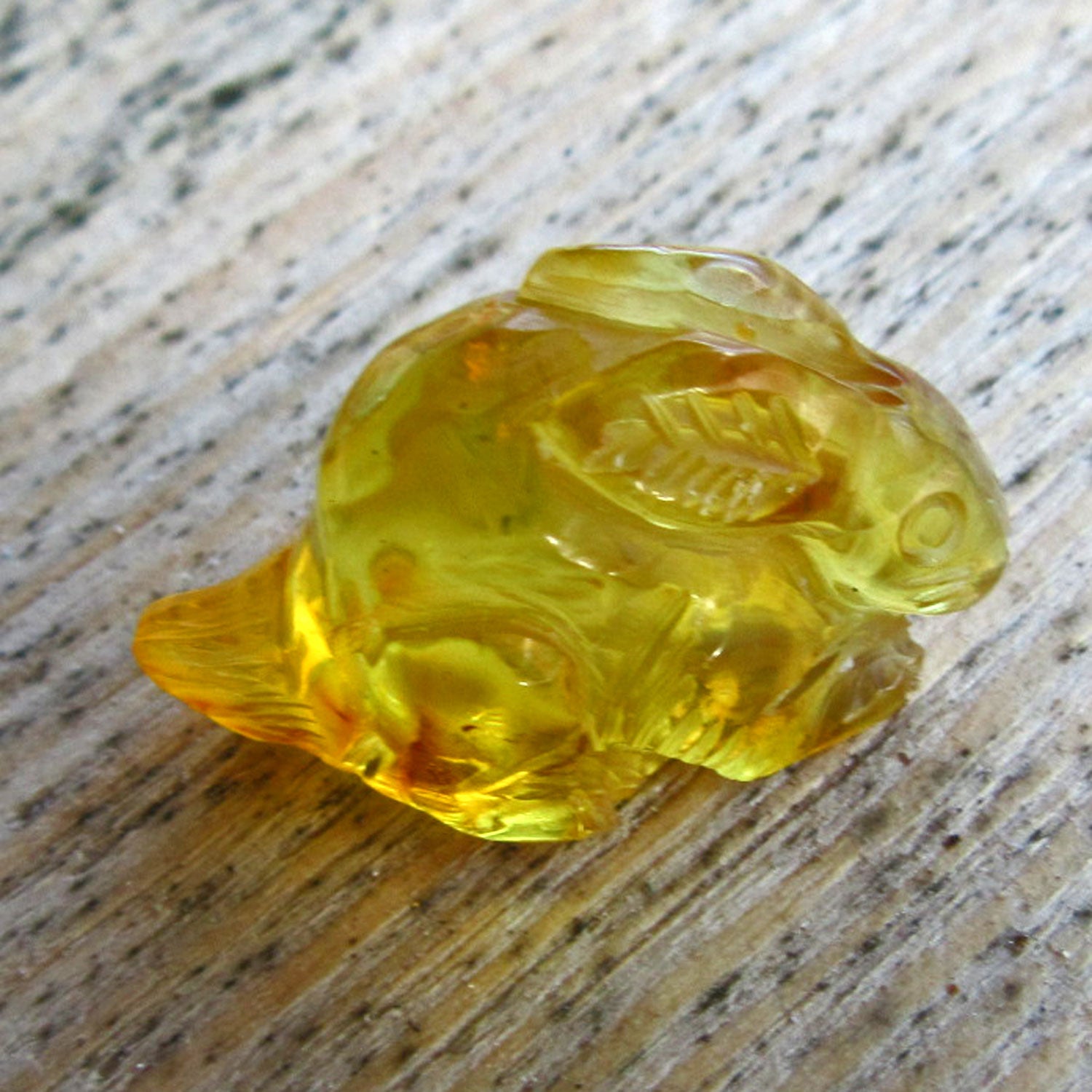 Einzigartiger Hase aus Bernstein – Unikat von Rügen