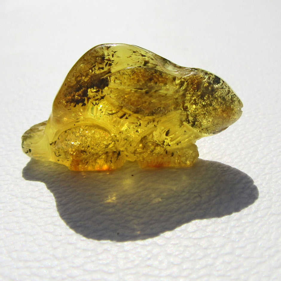 Hase aus transparentem Bernstein, ein Unikat von Rügen