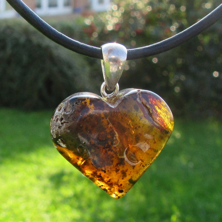Dunkles Bernsteinherz aus 925 Silber, Einzelstück