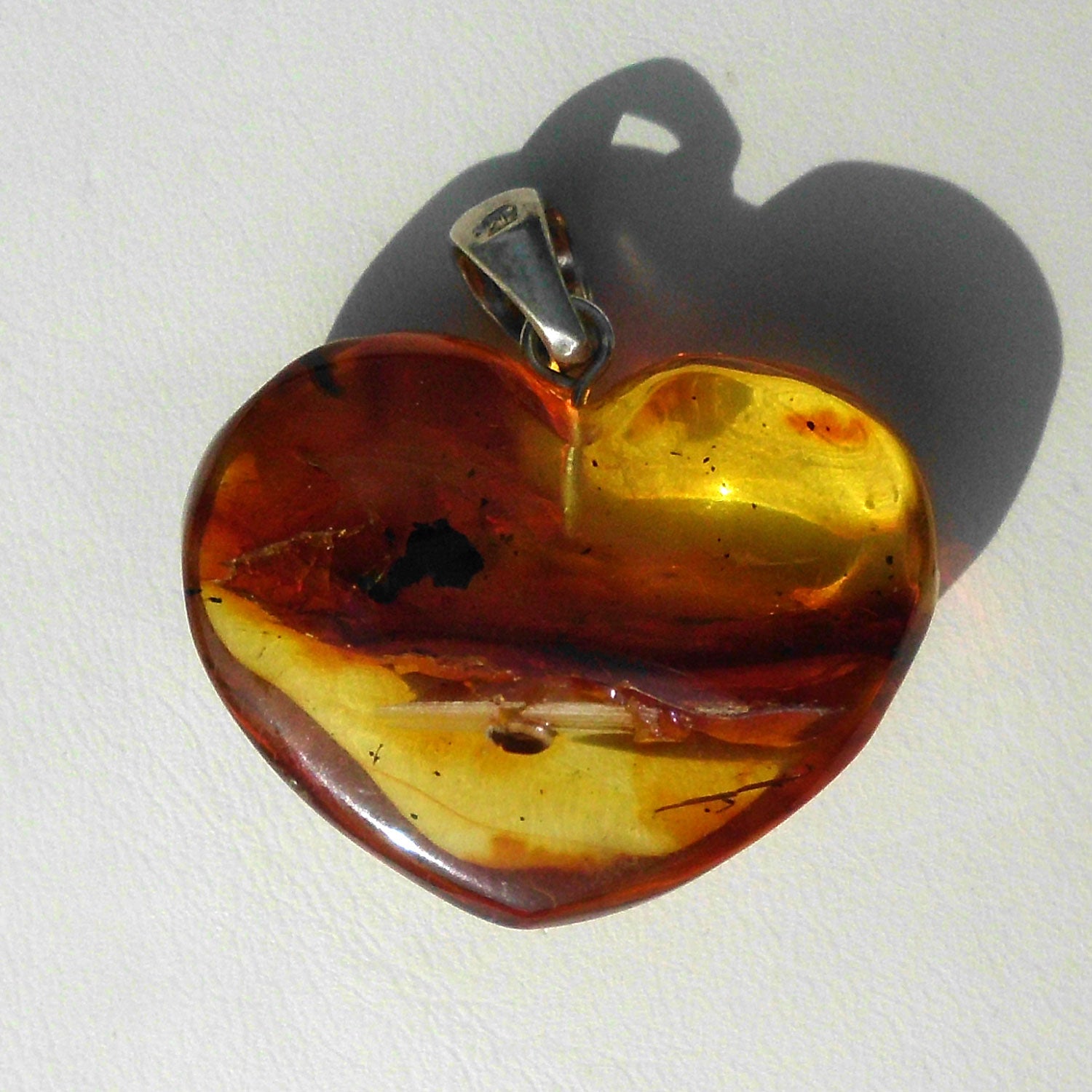 Edles Bernsteinherz aus 925er Silber, Unikat