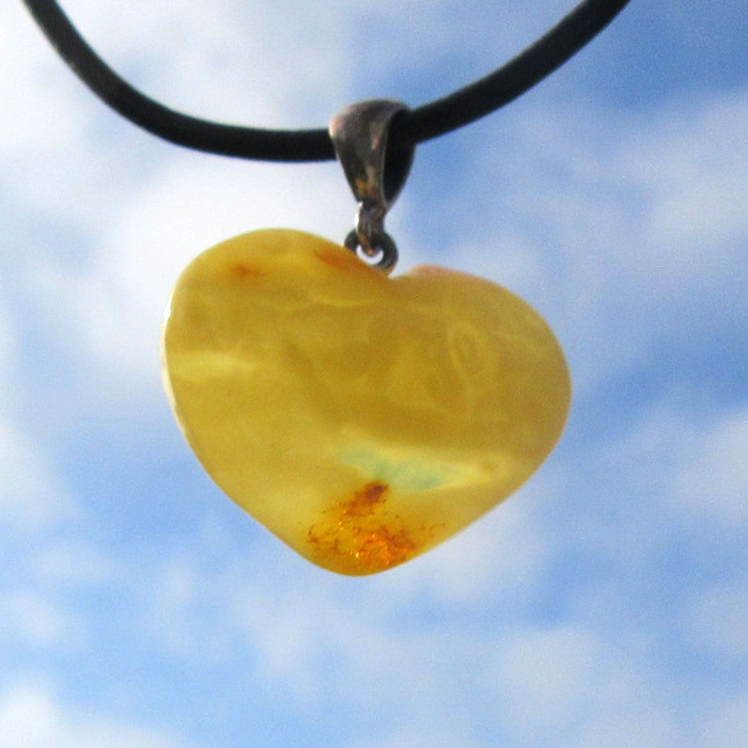 Bernsteinherz in Butterscotch, 925er Silberfassung