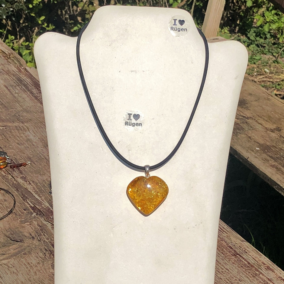 Einzigartiges Bernsteinherz aus 925er Silber