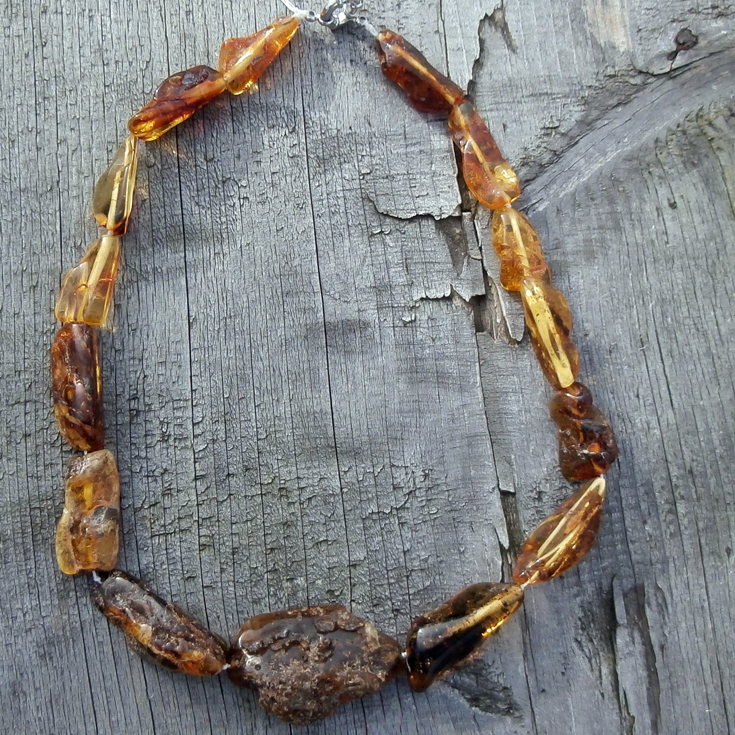 Polierte Bernsteinkette – warm und leicht, 55 cm