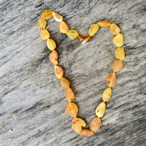 Einzelstück: Vielfarbige Bernsteinkette, unpoliert, 44 cm