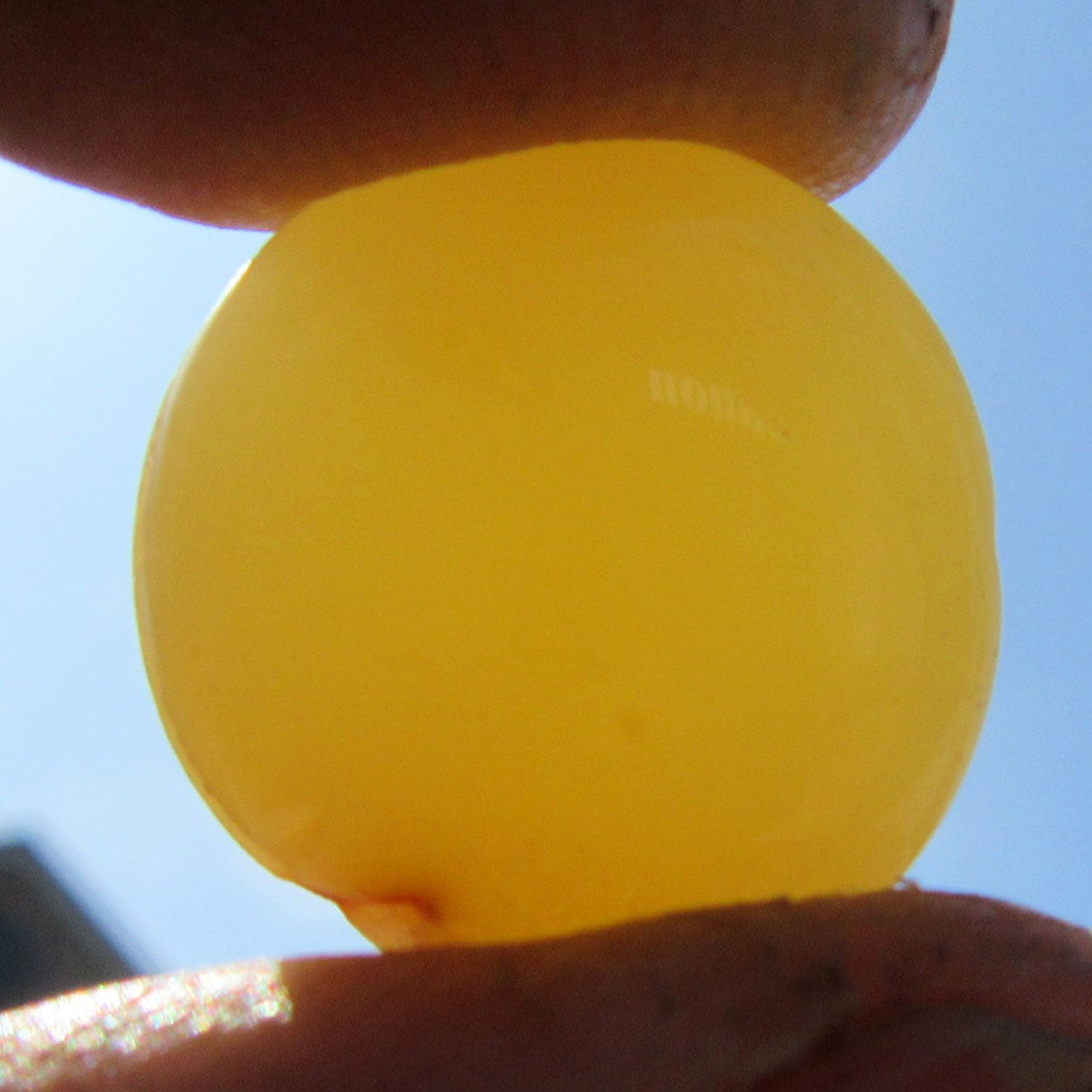 Einzigartiger Bernsteinplug aus Rügen, geschliffen, Unikat