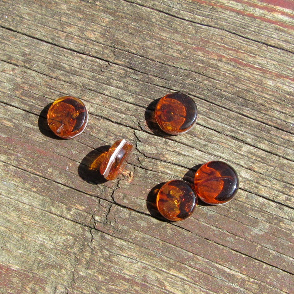 Einzelstück: Kognacfarbener Bernsteinplug fürs Ohr
