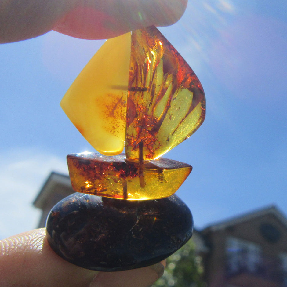 Segelschiff aus Bernstein – Handgefertigtes Unikat