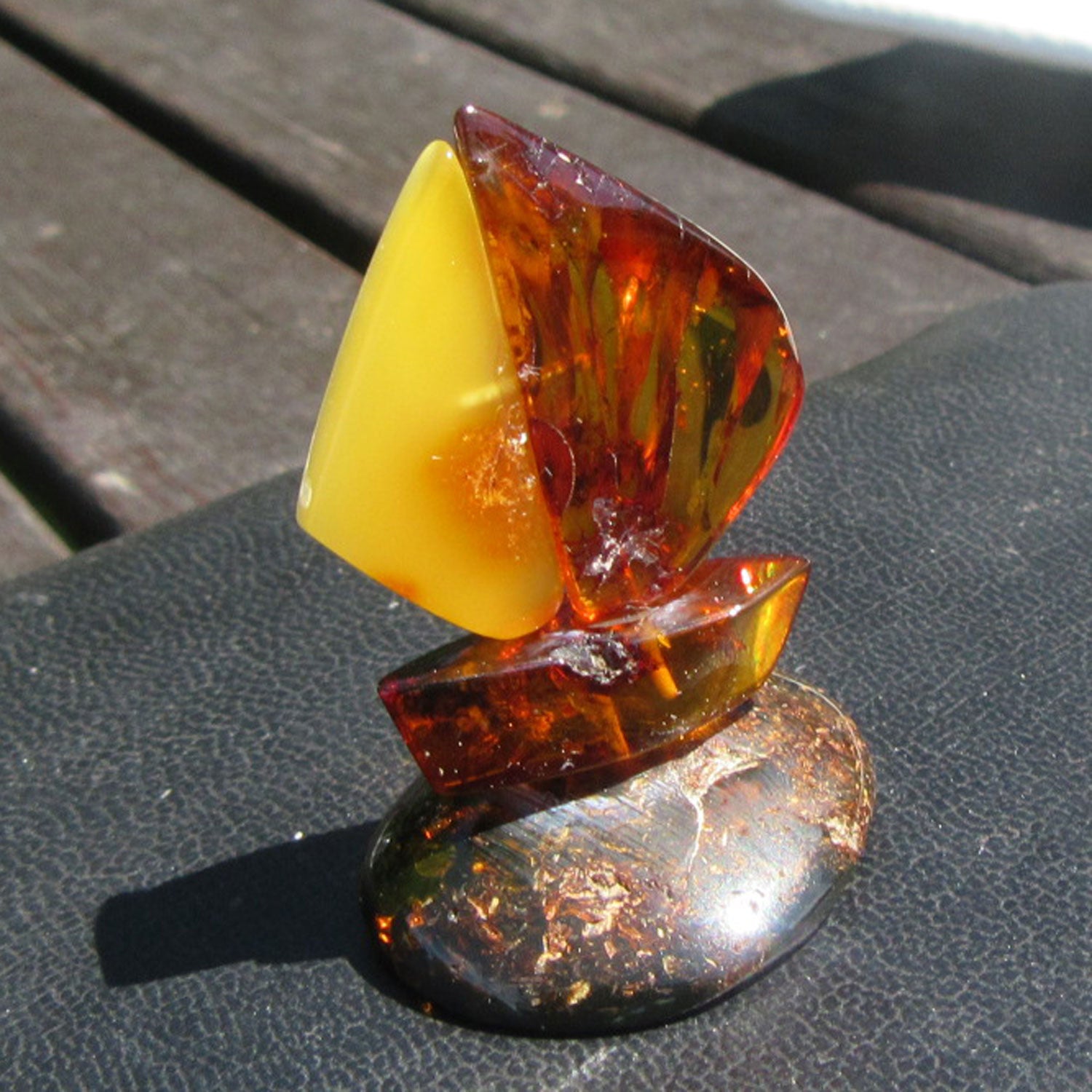 Segelschiff aus Bernstein – Handgefertigtes Unikat