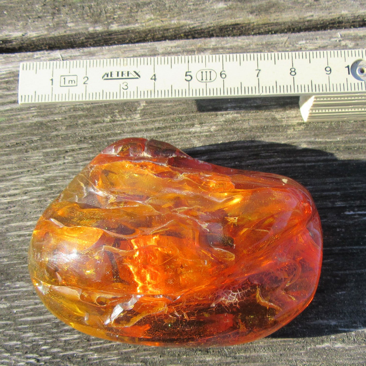 Riesiges , klares Stück BernsteinOstseebernstein poliert