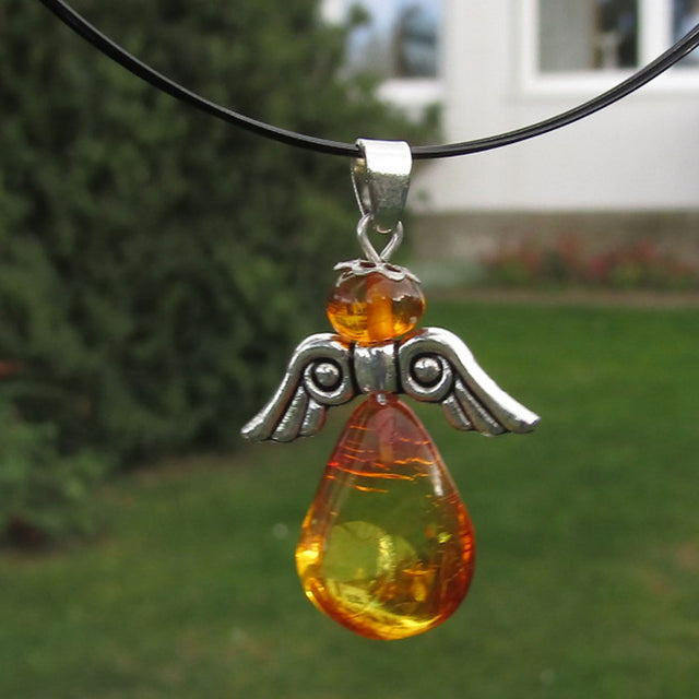 Bernsteinengel als Schutzengel – Unikat von Rügen