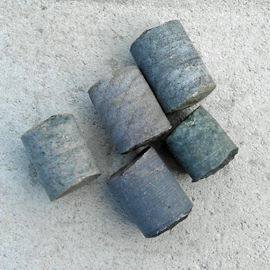 5 einzigartige Bohrkerne aus verschiedenen Steinen