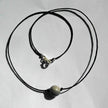 Collier mit polierter Feuersteinperle und Silber