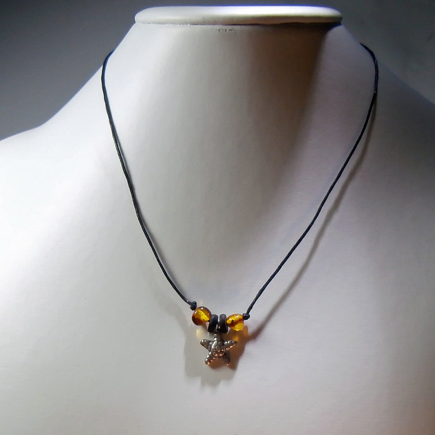 Collier aus Bernstein und Seestern aus Silber, Unikat