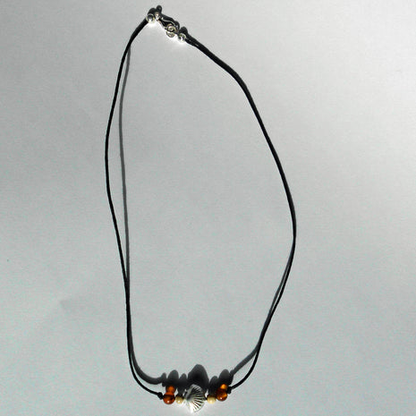 Collier aus Bernstein und Silbermuschel, Unikat