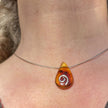 Schickes Collier mit einem Bernstein und einer Spirale aus Silber (925)