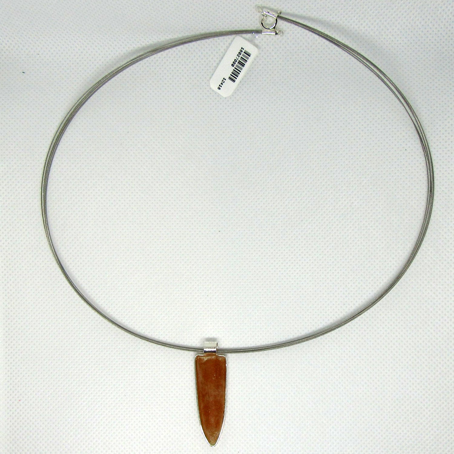 Halber polierter Donnerkeil von der Ostsee-Insel in Silber