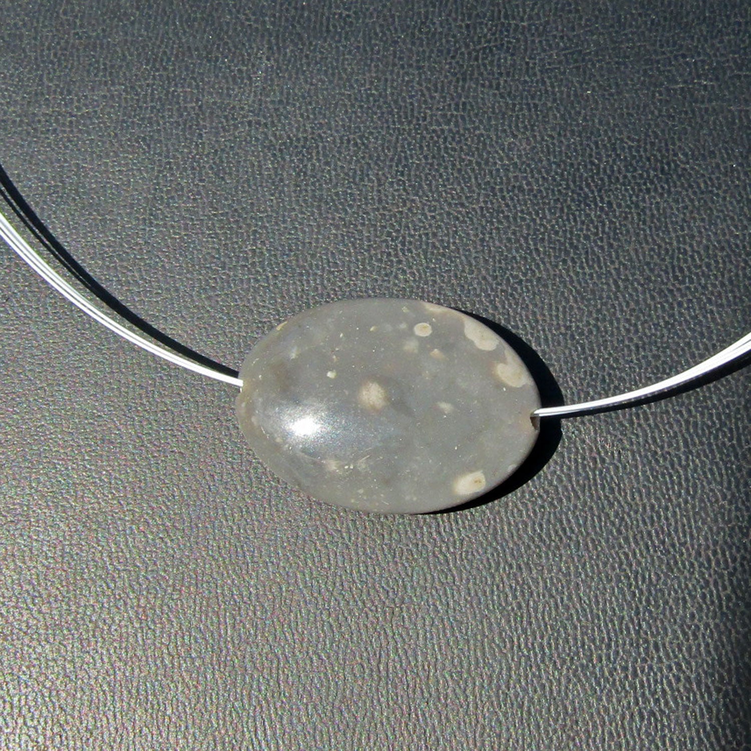 Polierter Feuerstein, flach, einzigartig und natürlich