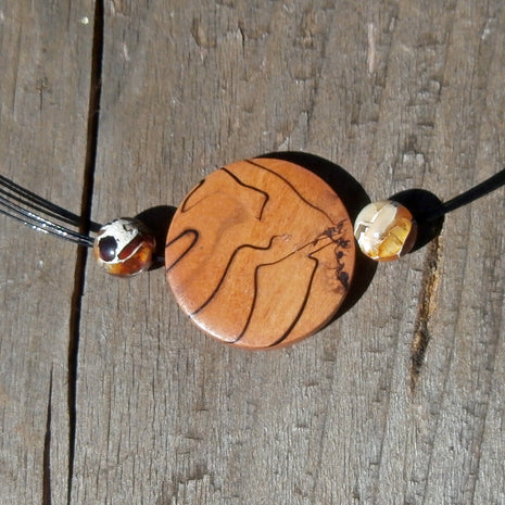 Collier mit Bernstein und Holzscheibe, maritim und einzigartig