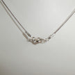 Drahtcollier mit polierter Donnerkeilscheibe und Silber