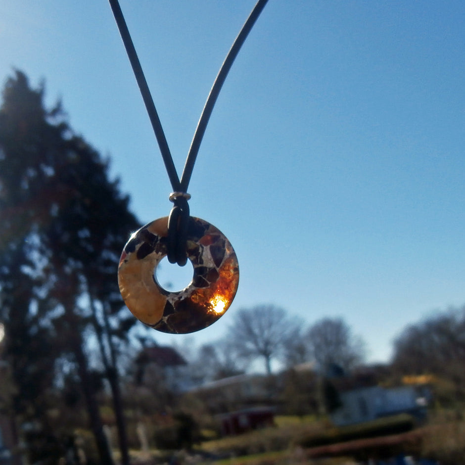 Donut-Collier aus Mosaikbernstein mit Silber 925