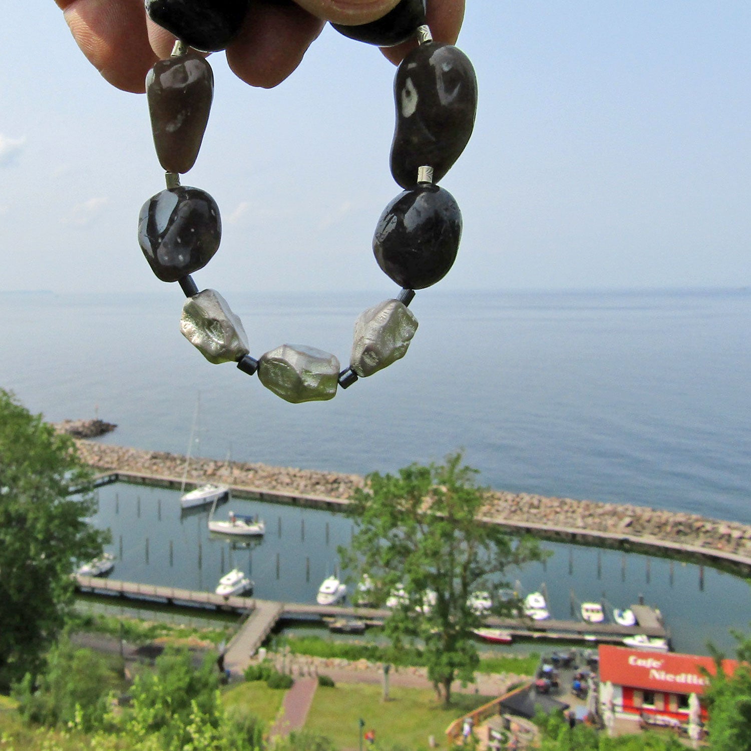 Feuersteinarmband mit Silbernuggets, Unikat
