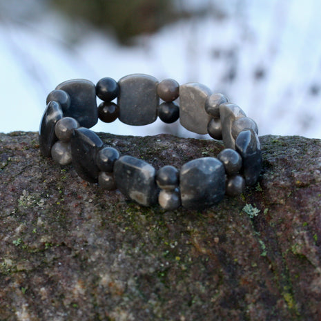 Cabochon-Armband aus Feuerstein mit Perlen